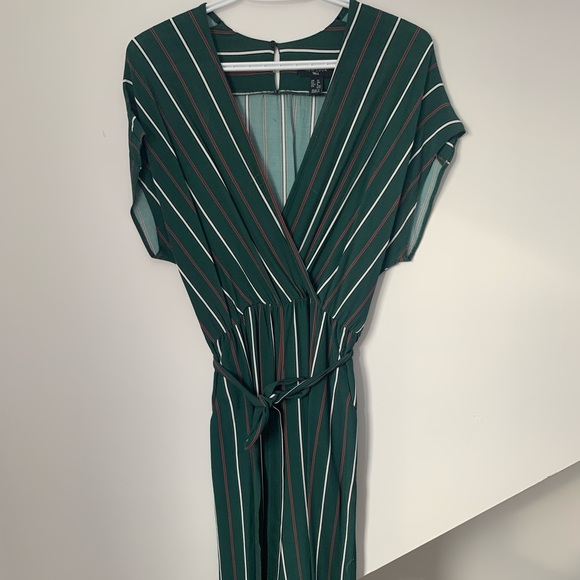 New Look TALL Striped Jumpsuit - Picture 1 of 3